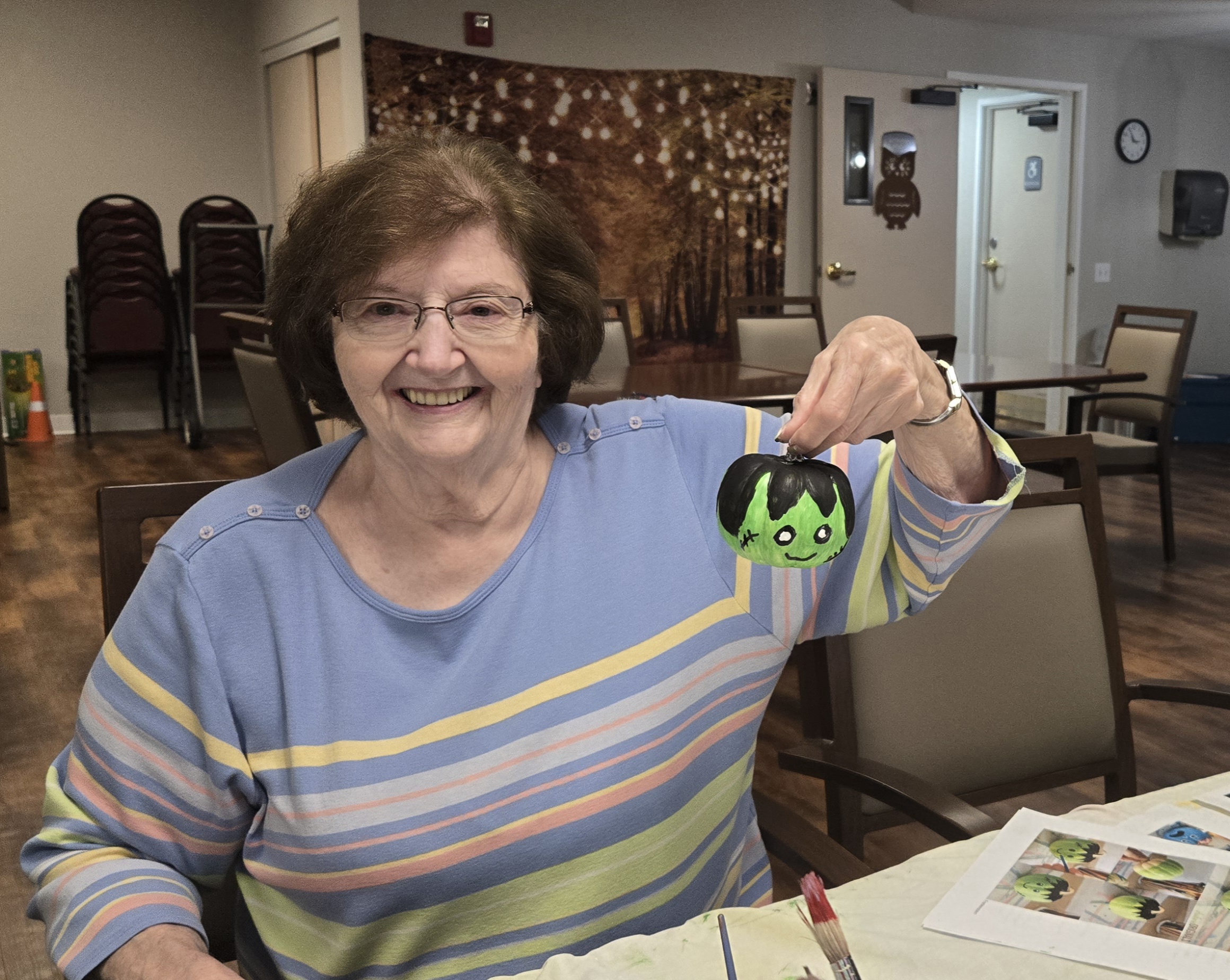 Faux Pumpkin Painting 10 16 25 (10)